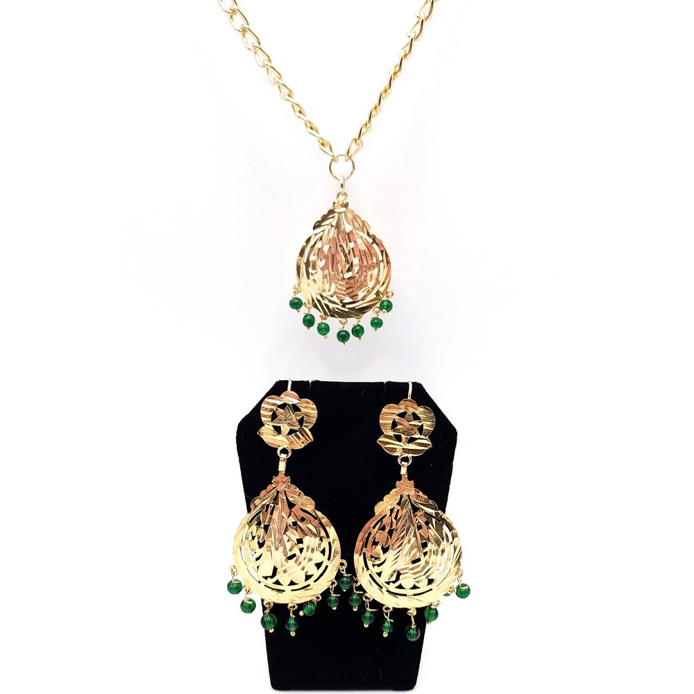 Gold Tone Filigree Necklace Earring Set Green Glass Medallion 17in